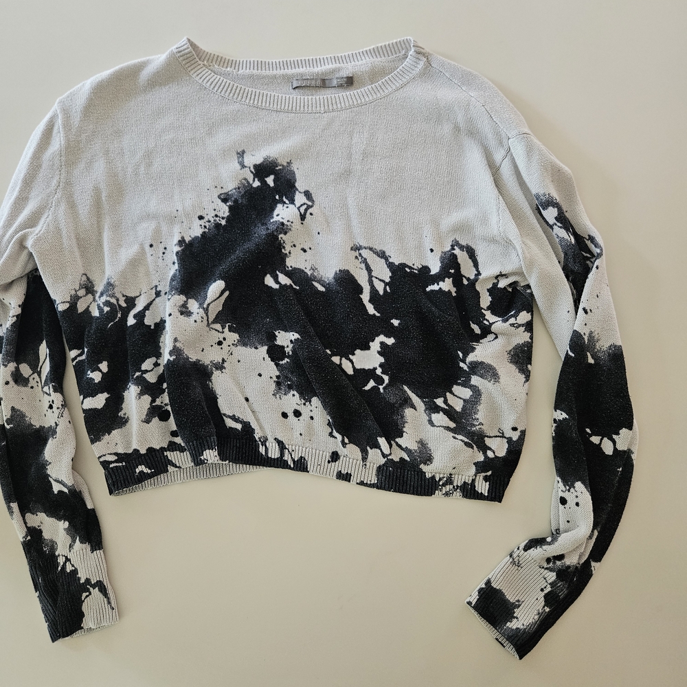 Stylish Black and White Women's Top